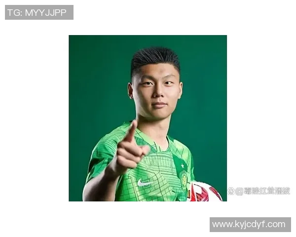 方昊长传单刀机会被铲失国安后场传球失误引发险情 方昊长传单刀机会被铲失国安后场传球失误引发险情