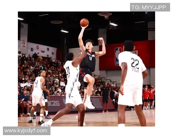 杨瀚森展现无敌调整能力心态平和是成功的关键所在 杨瀚森展现无敌调整能力心态平和是成功的关键所在